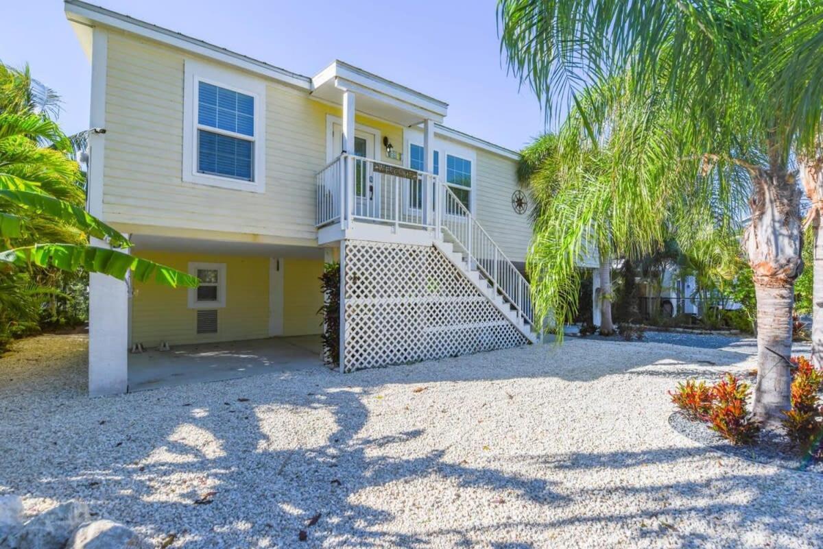 Loggerhead Lagoon - Modern Waterfront Home Pirates Cove Экстерьер фото